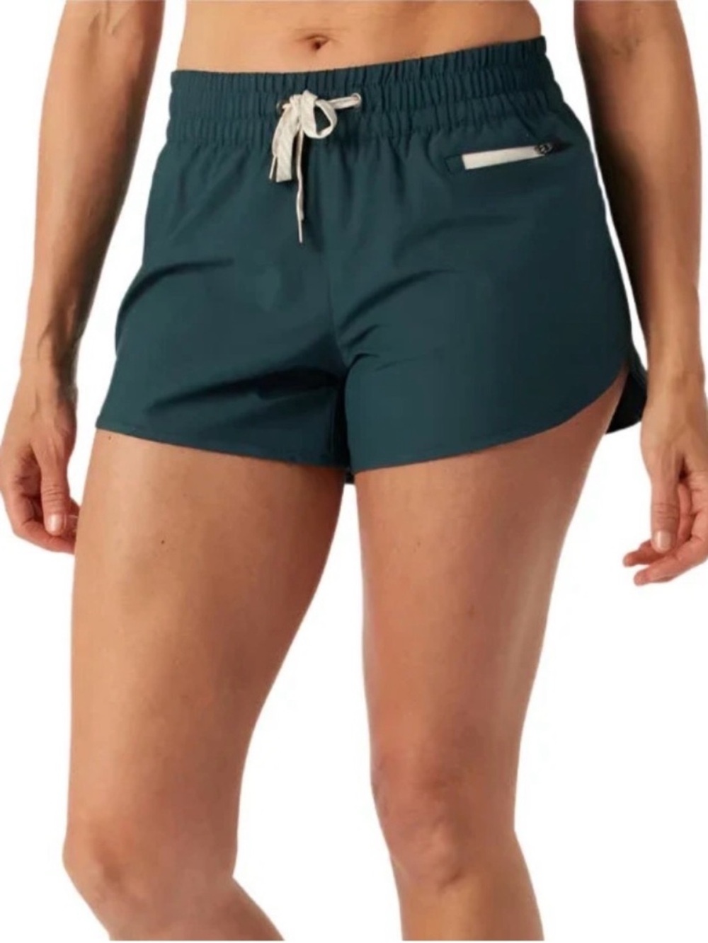Vuori Clementine 4” Shorts Women’s Size M